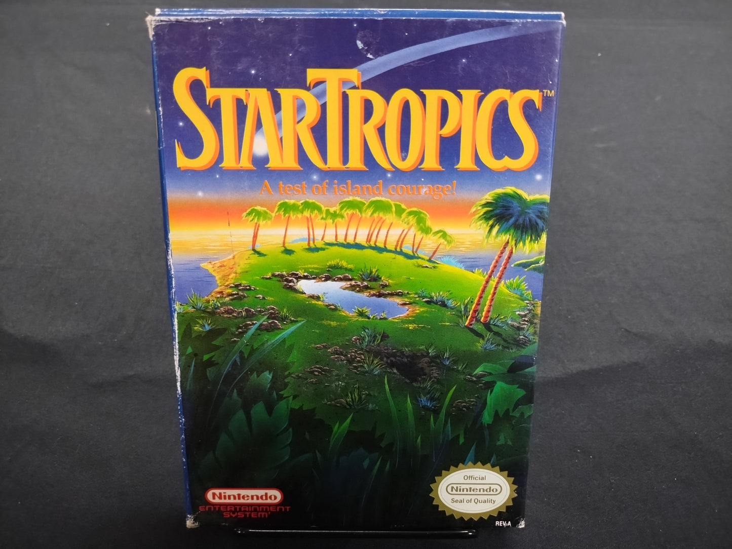 Startropics (Cosmetically Flawed - Complete)